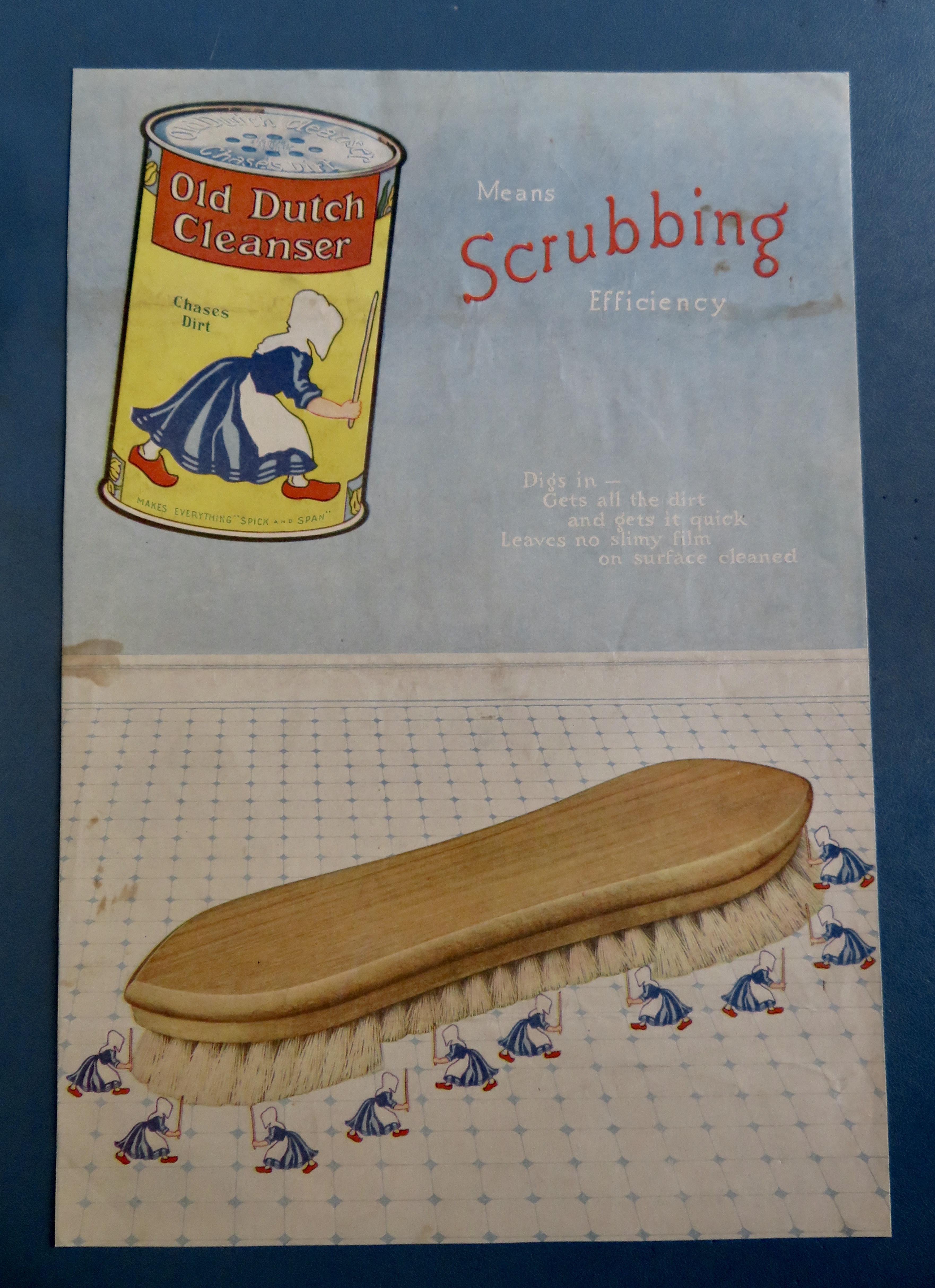 1918 Old Dutch Cleanser with Group of Maids with Brush