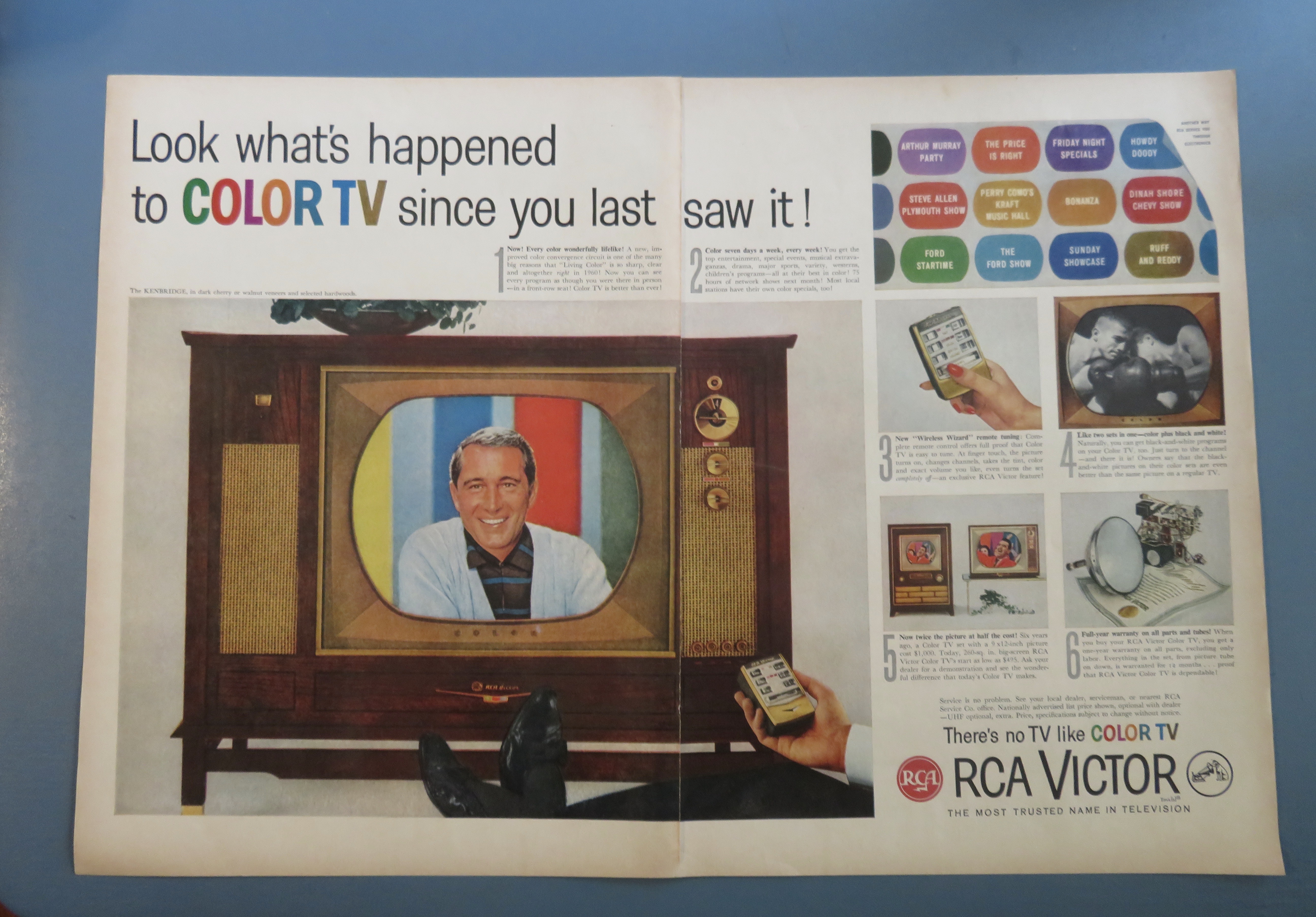 1960 RCA Victor with Perry Como on Color TV