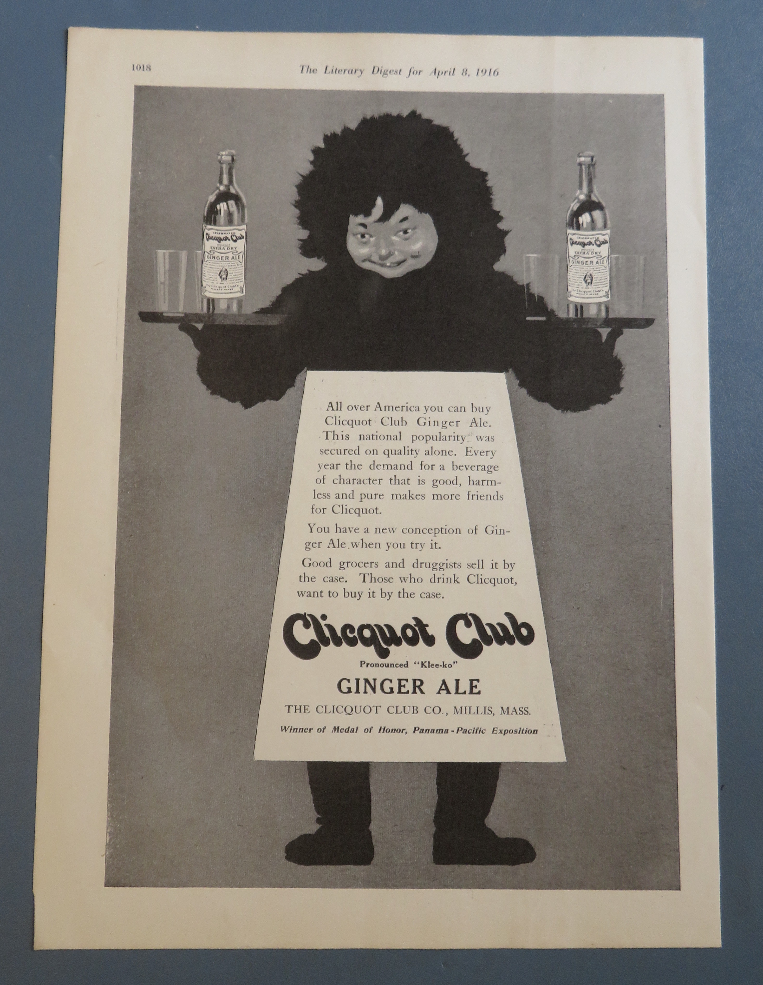 1916 Clicquot Club Ginger Ale w/ Eskimo Serving Drinks