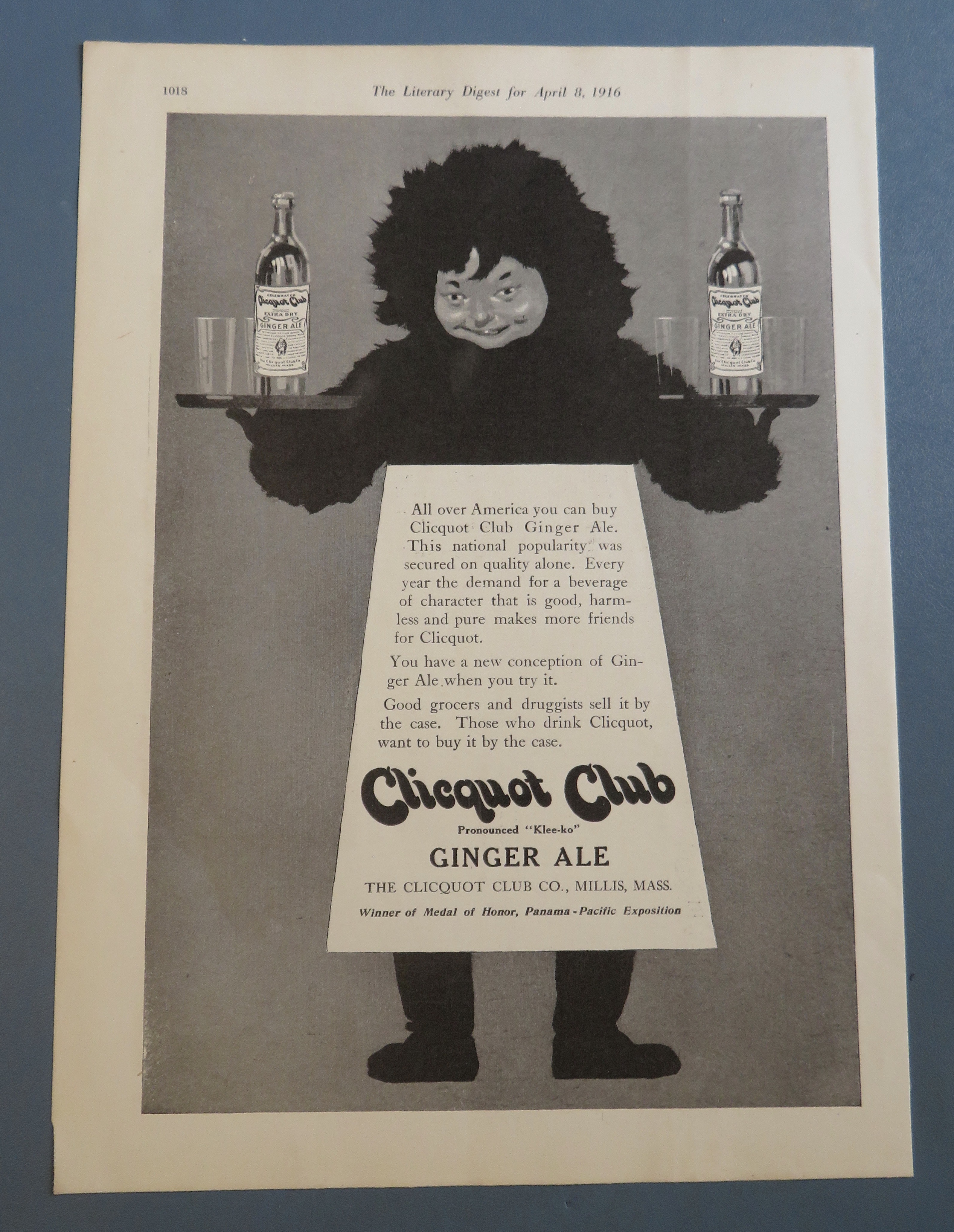 1916 Clicquot Club Ginger Ale w/ Eskimo Serving Drinks