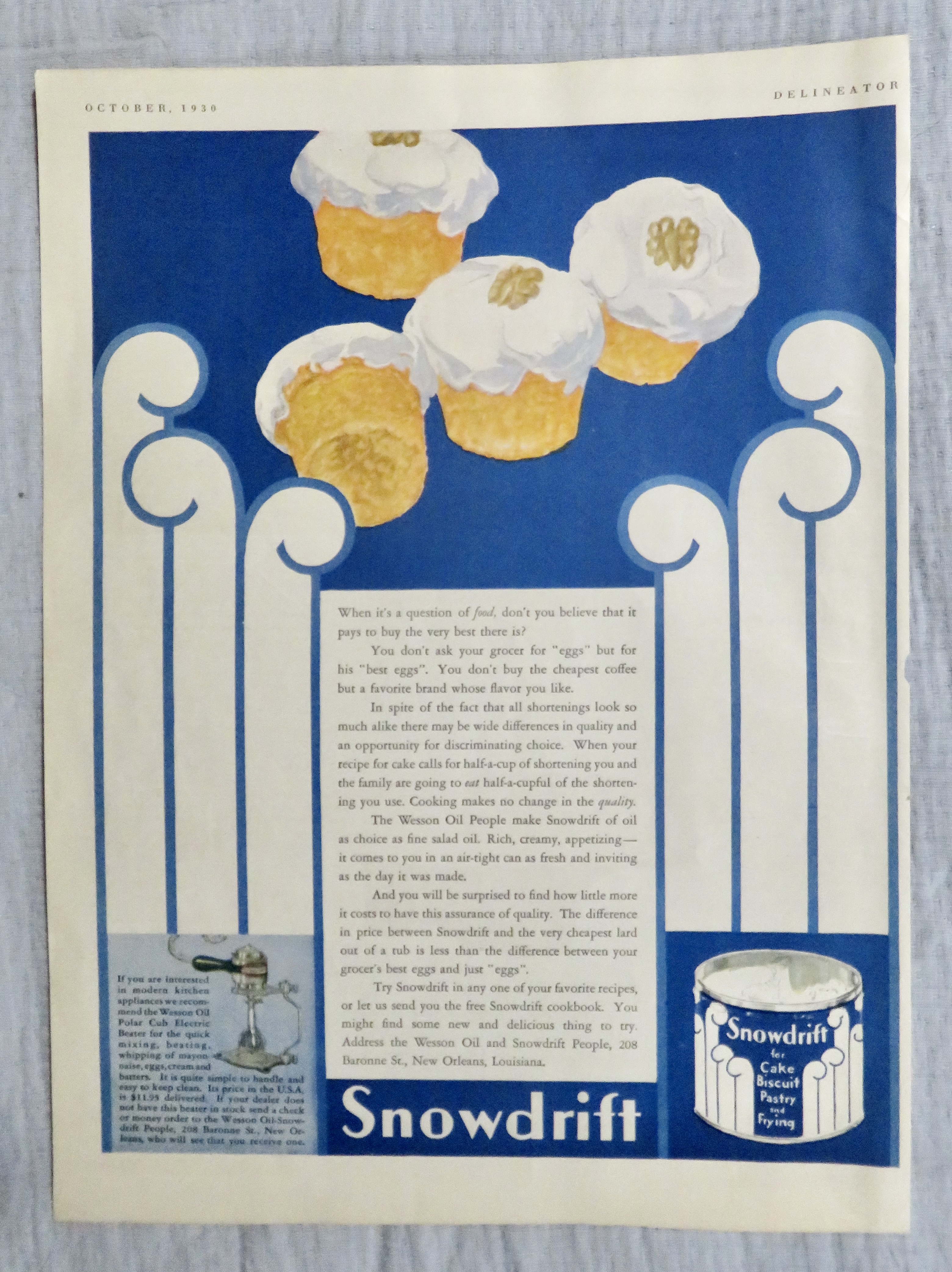 1930 Snowdrift with Cupcakes