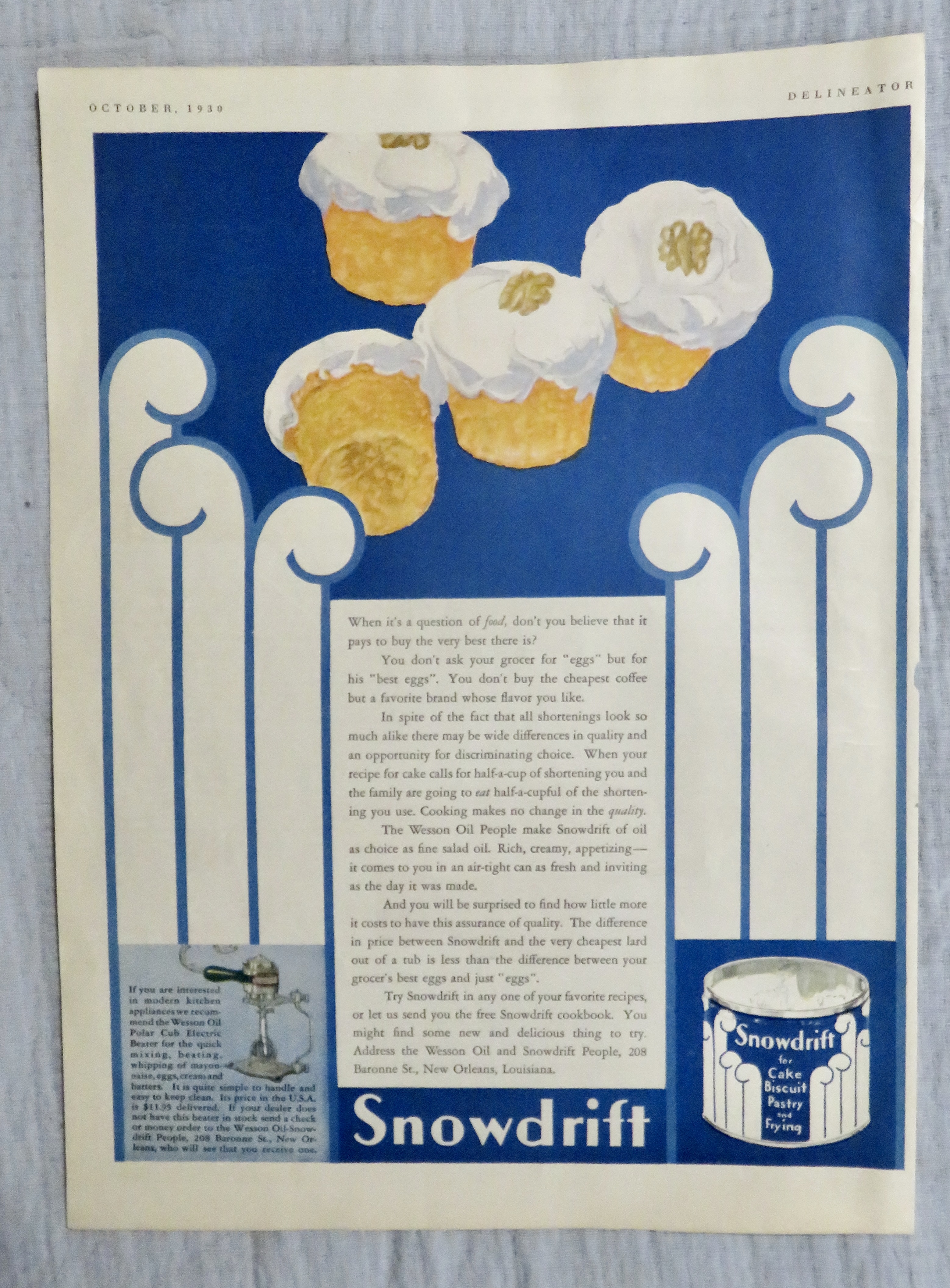 1930 Snowdrift with Cupcakes