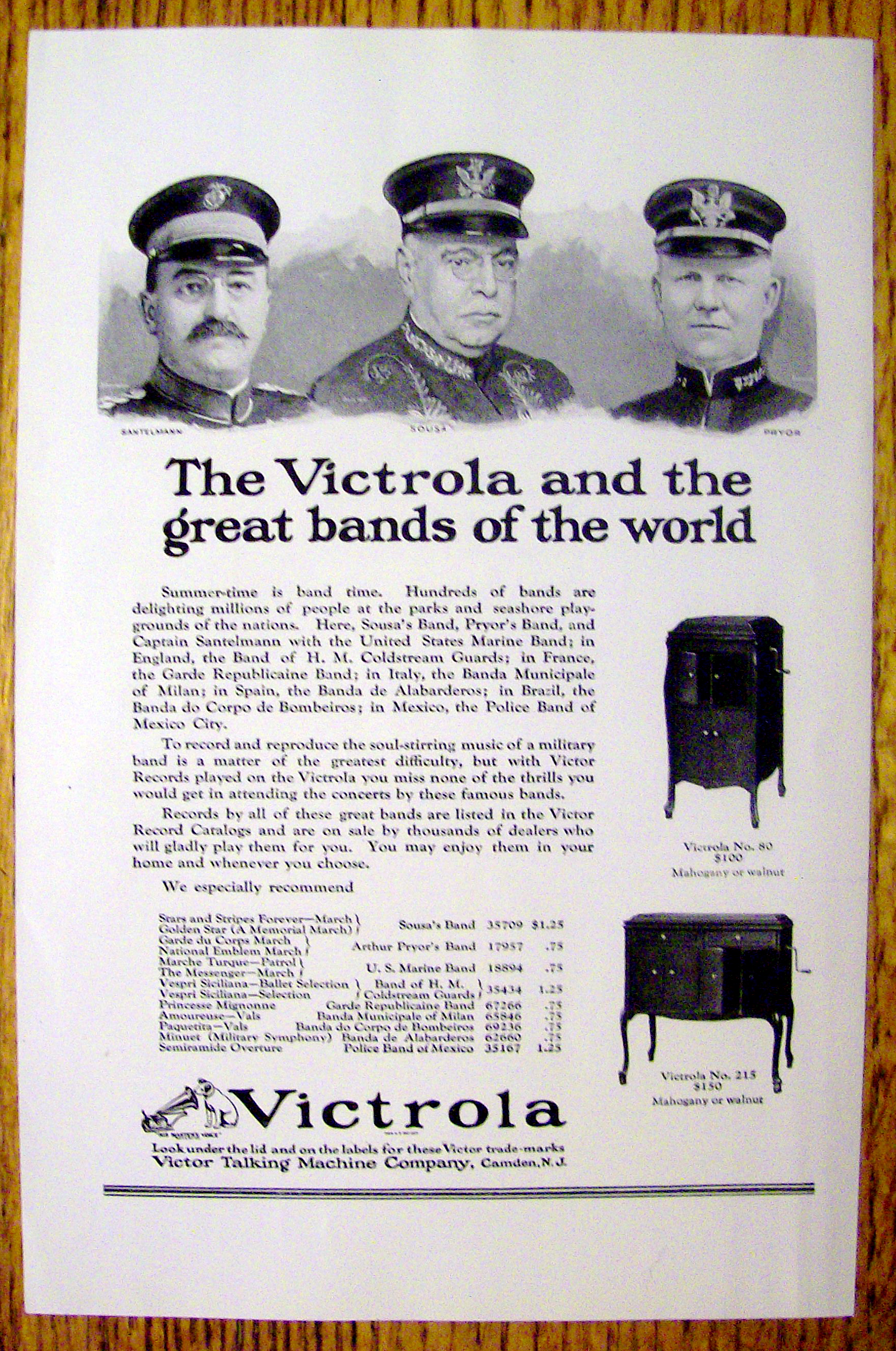 1923 Victrola Talking Machine with Sousa
