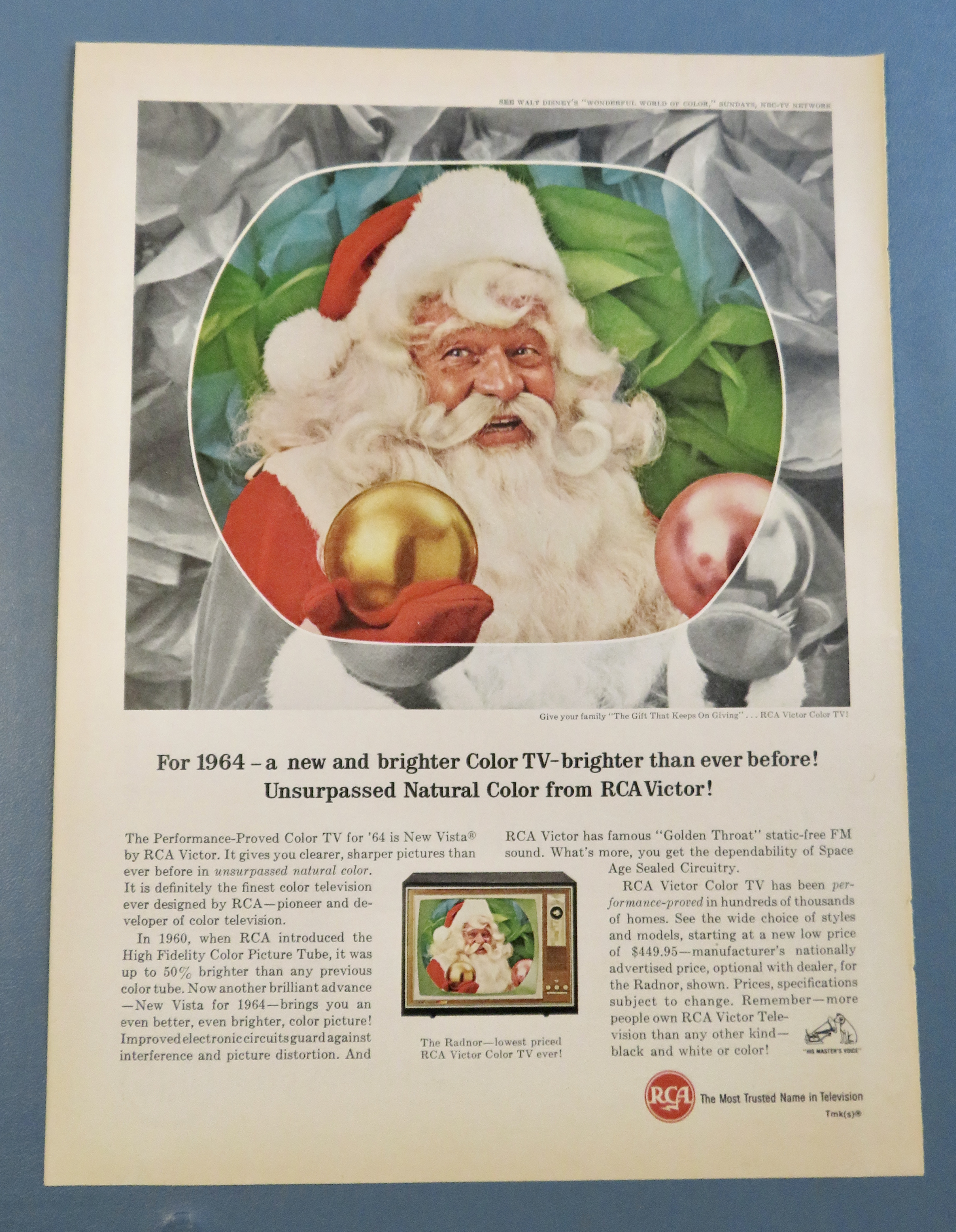 1963 RCA Victor Proved Color Television w/ Santa Claus