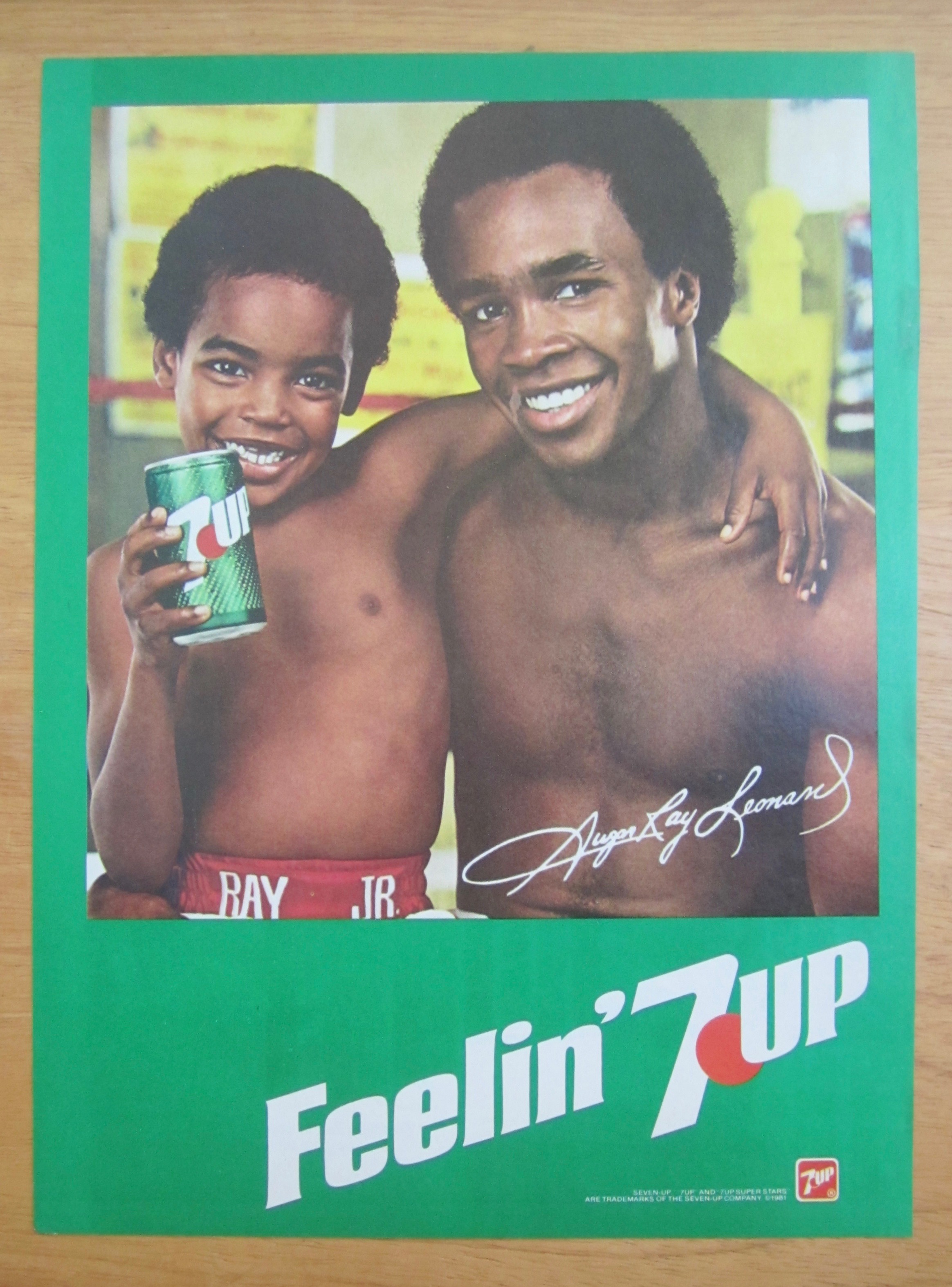 1981 7 Up Soda Ad with Sugar Ray Leonard & Ray Jr.