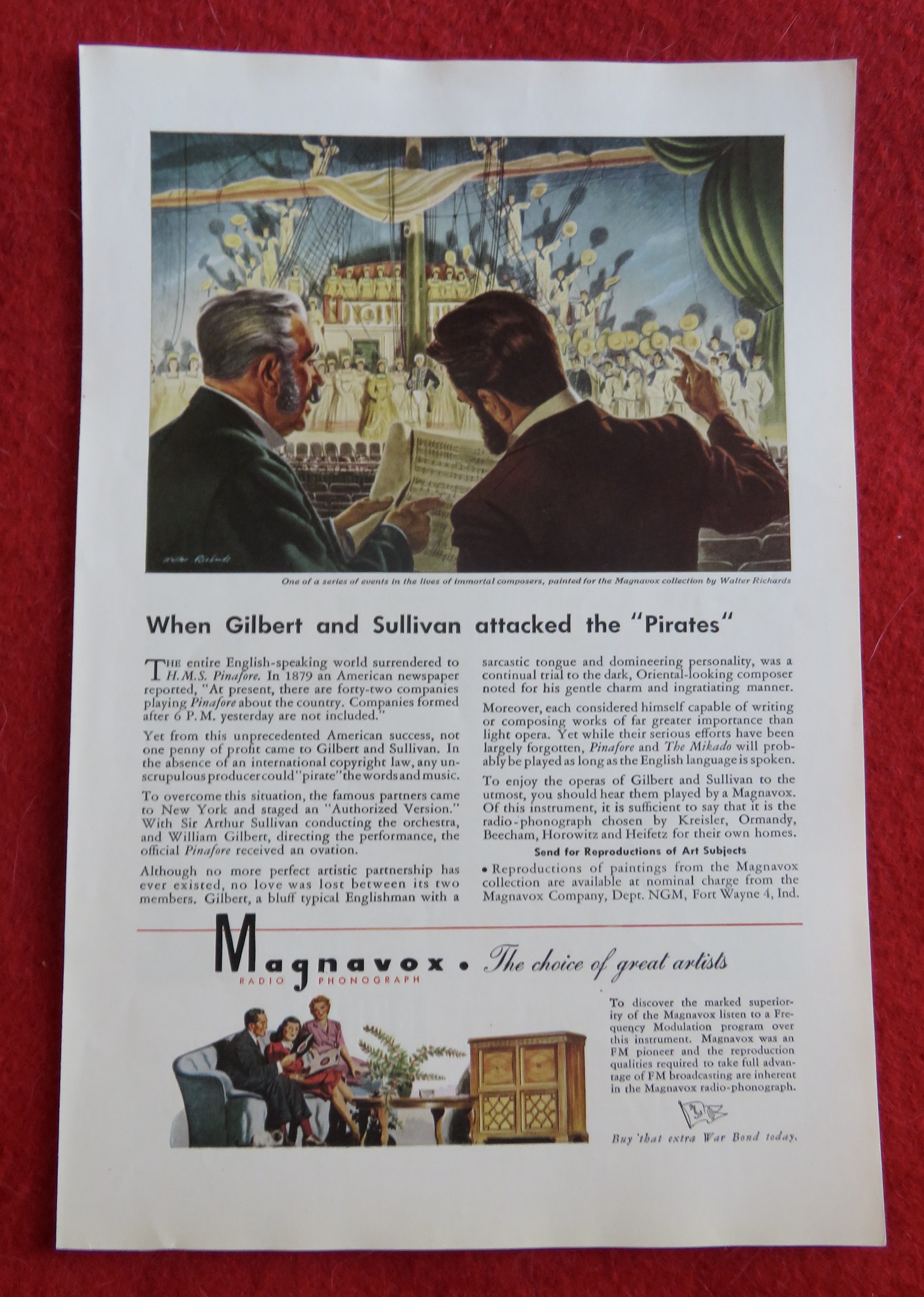 1944 Magnavox Radio Phonograph with HMS Pinafore