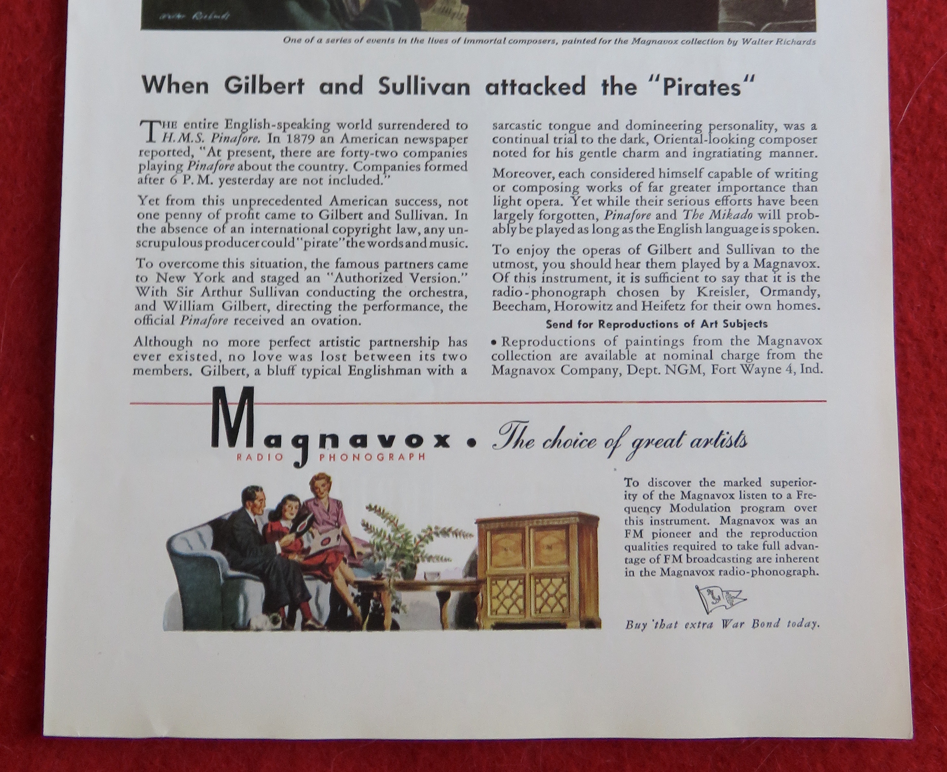 1944 Magnavox Radio Phonograph with HMS Pinafore